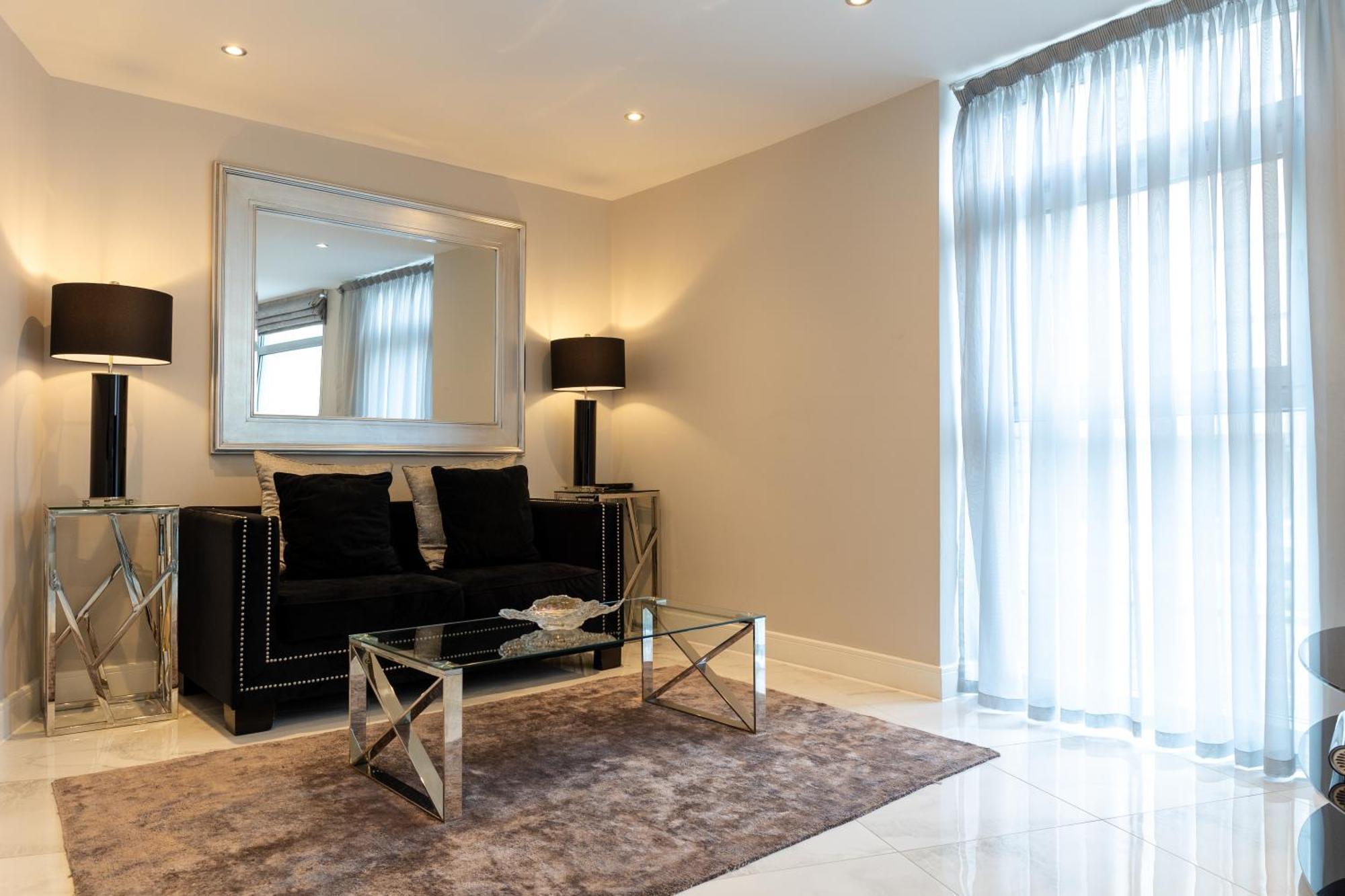 Exclusive Cardiff City Centre Apartment Exterior photo